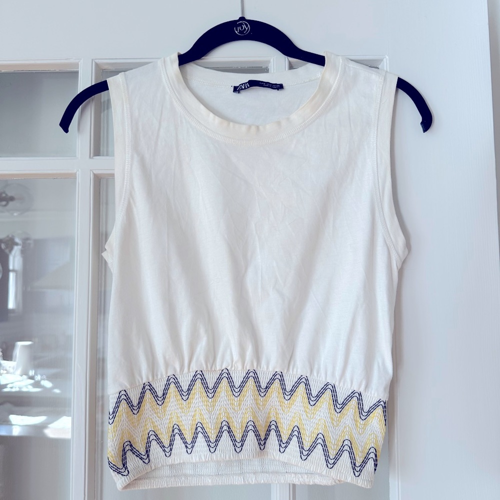 Zara cropped tank top with zig-zag waist embroidery